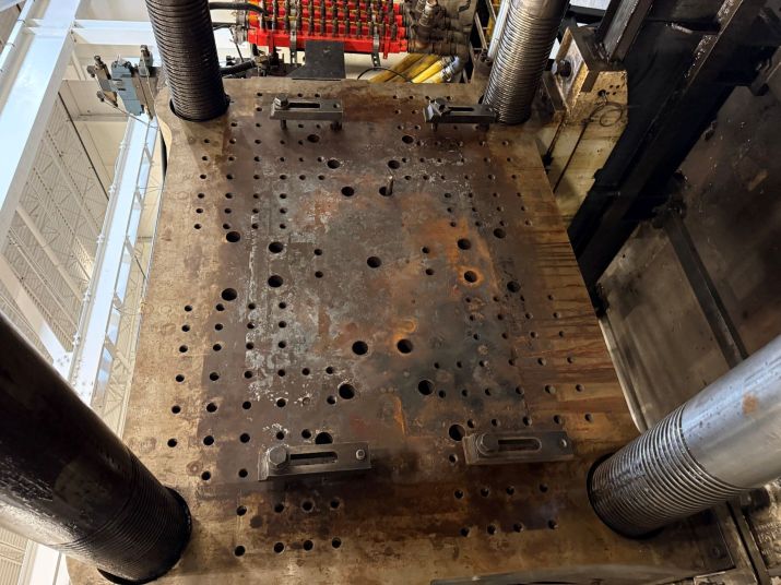 2003 Cincinnati Milacron MM1100